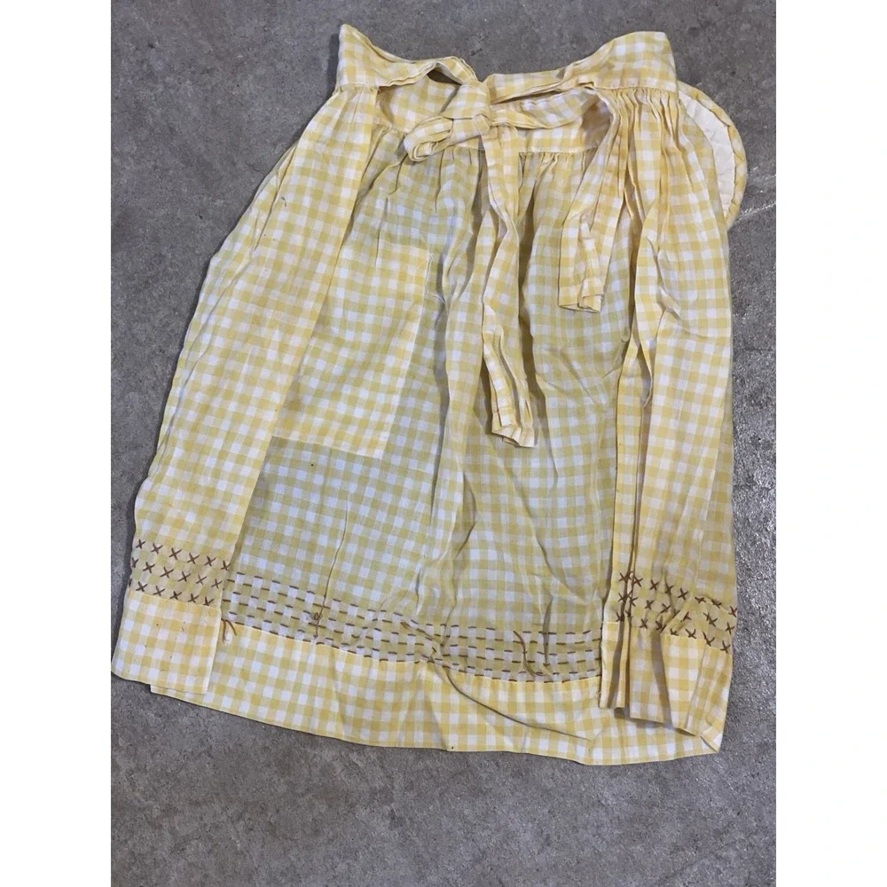 Vintage Half Apron Cotton with Pot Holder‎ & Pocket Yellow Checked V236